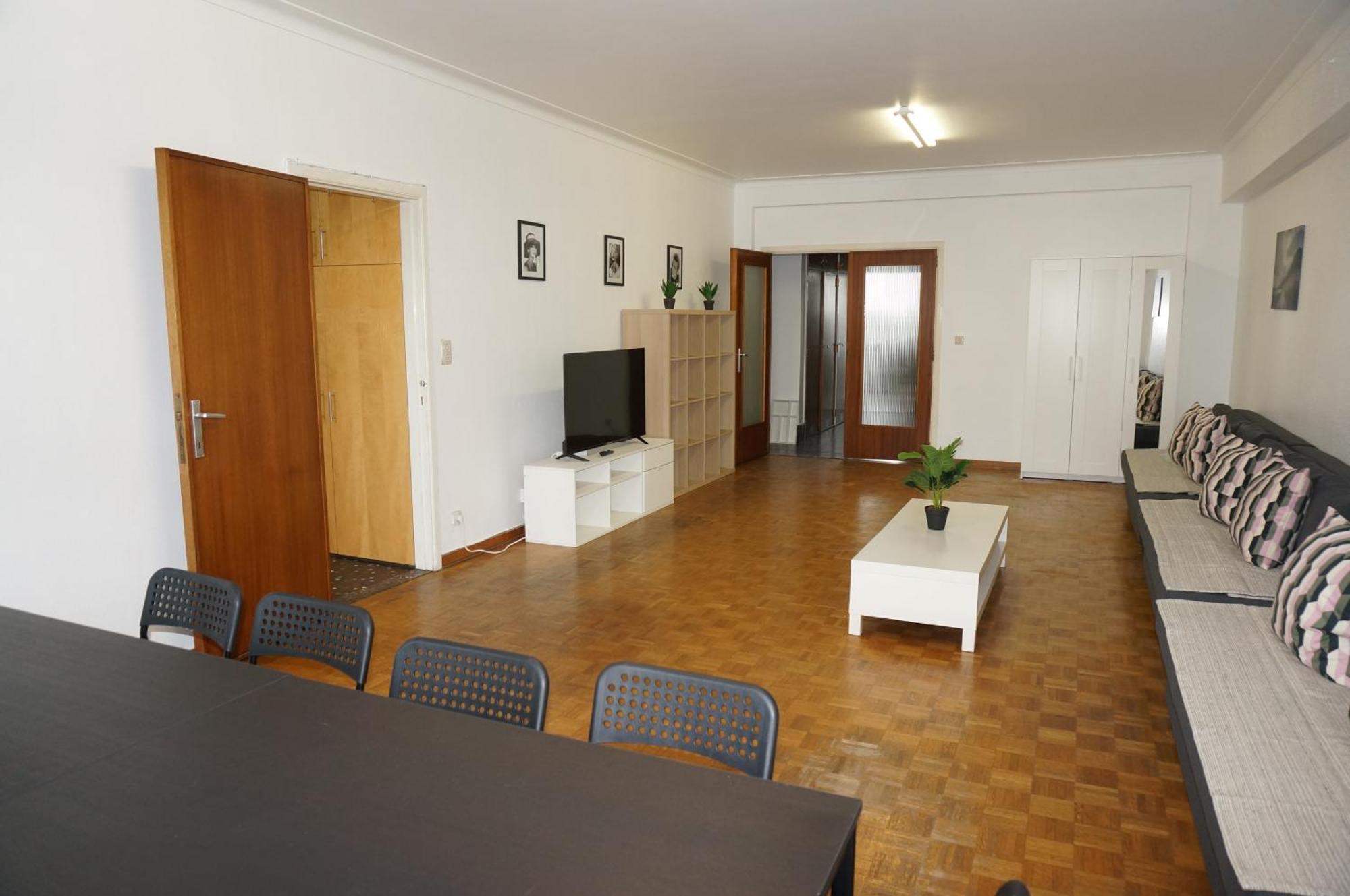 Belga Apartment 3 Bedrooms. Antuérpia Exterior foto