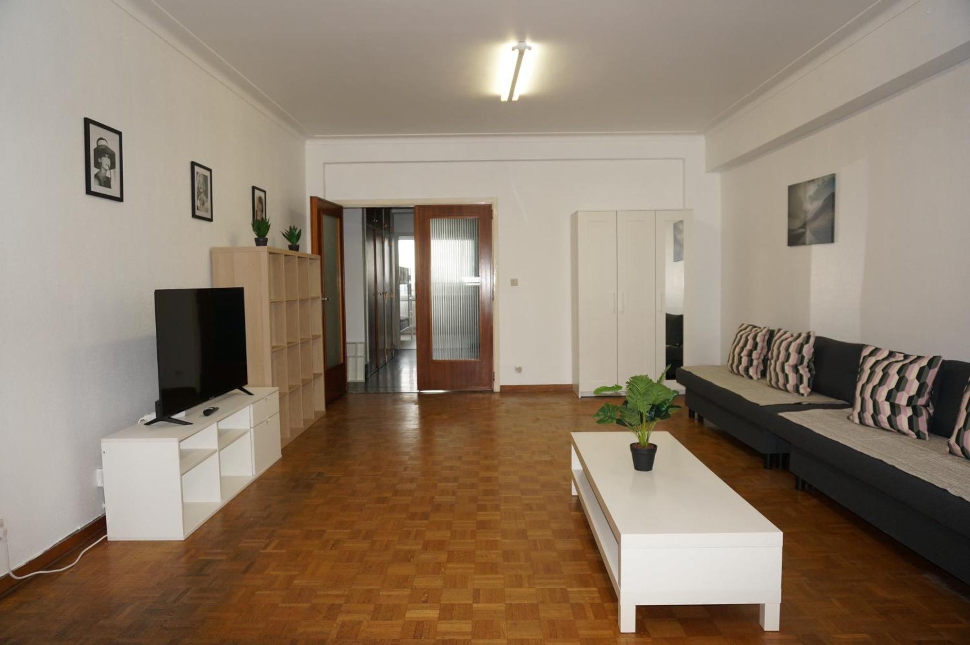 Belga Apartment 3 Bedrooms. Antuérpia Exterior foto
