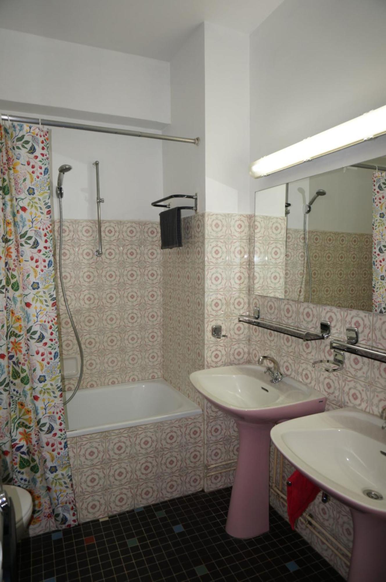 Belga Apartment 3 Bedrooms. Antuérpia Exterior foto