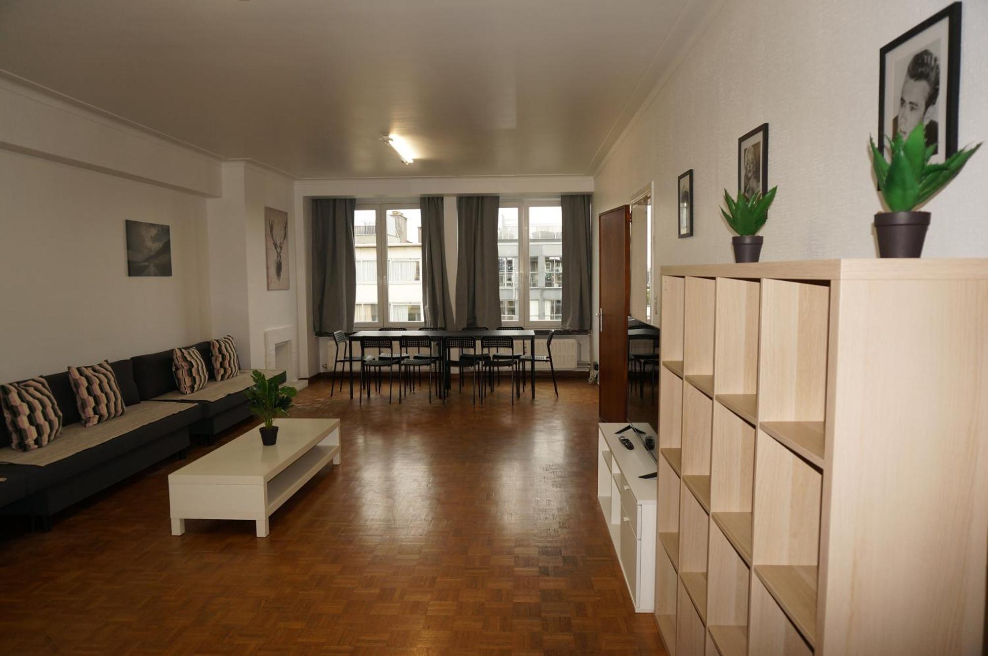 Belga Apartment 3 Bedrooms. Antuérpia Exterior foto